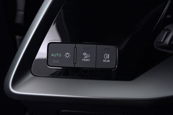 Audi A3 Sportback 30 TFSI Advanced edition (CRUISE CONTROL ADAPTIEF, NAVIGATIE, PARKEERSENSOREN)