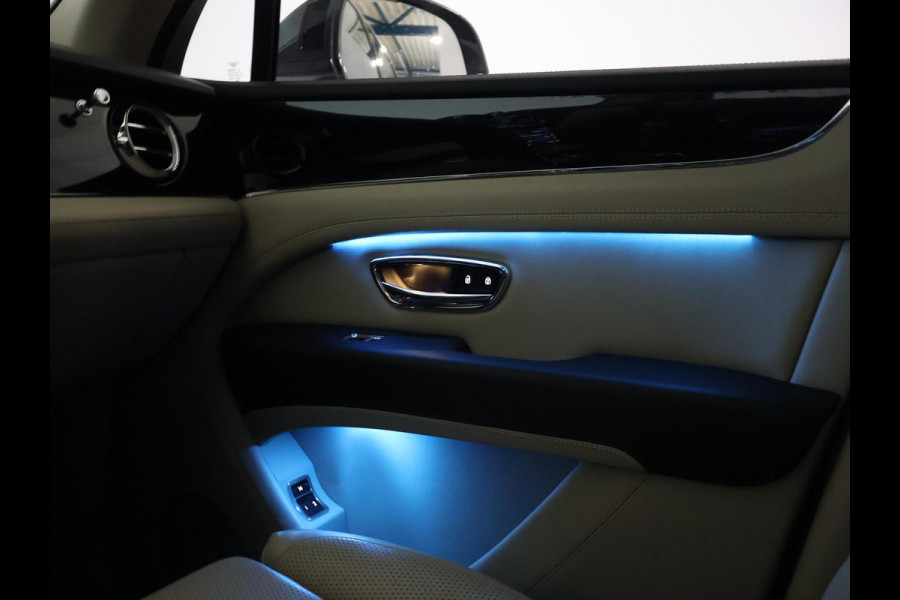 Bentley Bentayga 4.0 V8 550 PK 1e EIGENAAR *30.095 KM* + TOURING PAKKET | COMFORT SEAT | PANORAMA | SFEERVERLICHTING