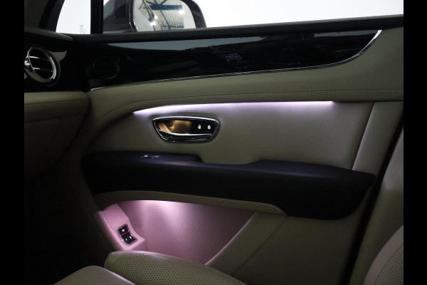 Bentley Bentayga 4.0 V8 550 PK 1e EIGENAAR *30.095 KM* + TOURING PAKKET | COMFORT SEAT | PANORAMA | SFEERVERLICHTING