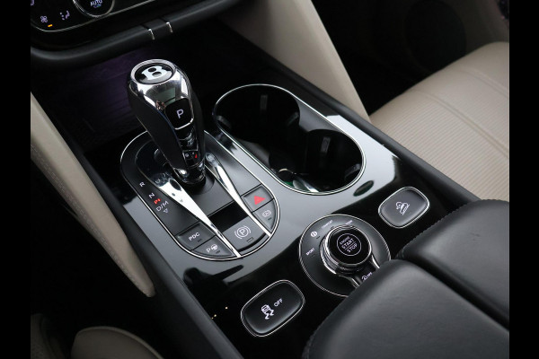 Bentley Bentayga 4.0 V8 550 PK 1e EIGENAAR *30.095 KM* + TOURING PAKKET | COMFORT SEAT | PANORAMA | SFEERVERLICHTING