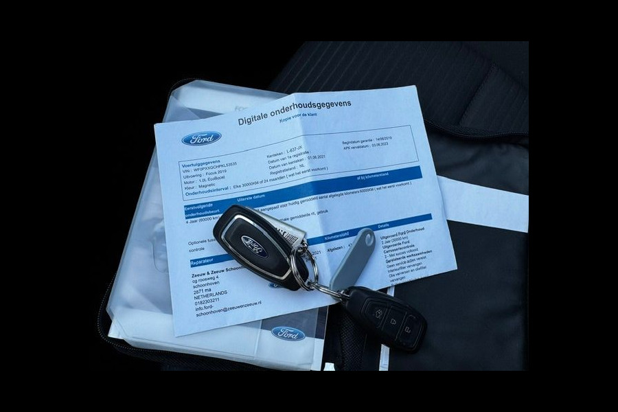 Ford FOCUS Wagon 1.0 EcoBoost Titanium Business Airco/ECC,Cruisecontrol,Navigatie Zeer Nette Auto
