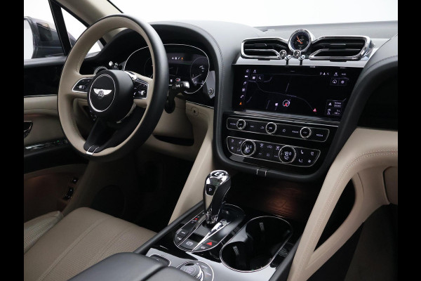 Bentley Bentayga 4.0 V8 550 PK 1e EIGENAAR *30.095 KM* + TOURING PAKKET | COMFORT SEAT | PANORAMA | SFEERVERLICHTING