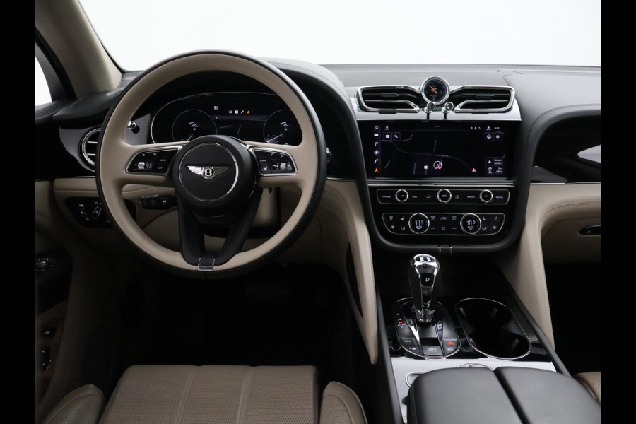 Bentley Bentayga 4.0 V8 550 PK 1e EIGENAAR *30.095 KM* + TOURING PAKKET | COMFORT SEAT | PANORAMA | SFEERVERLICHTING