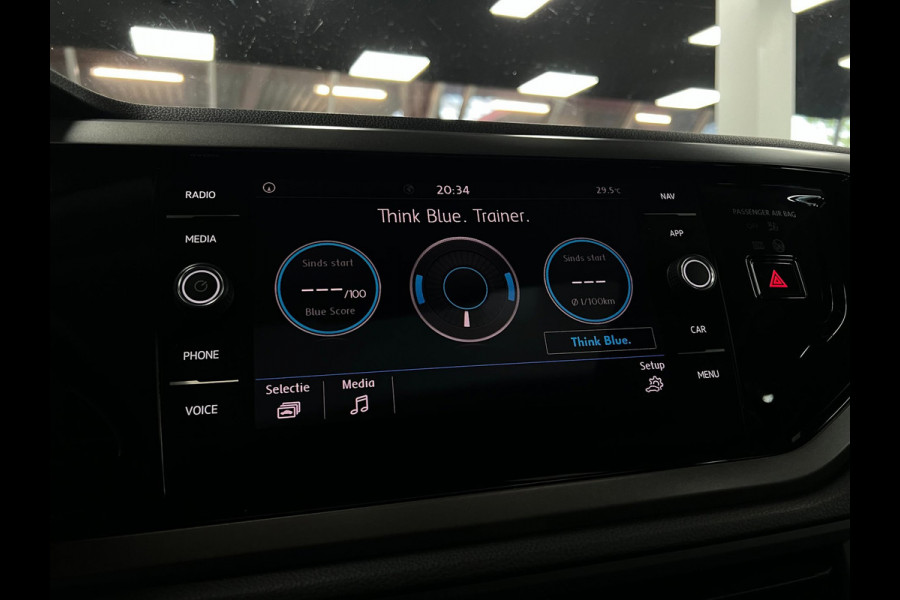 Volkswagen Polo 1.0 TSI Stoelver. | Carplay | Panoramdak