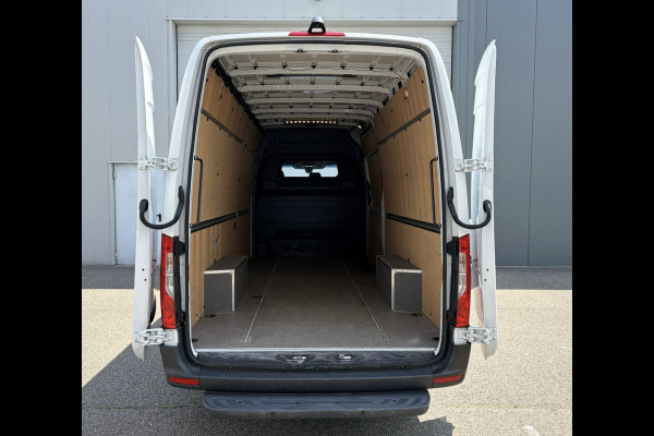 Mercedes-Benz Sprinter 317 1.9 CDI L3H2 RWD