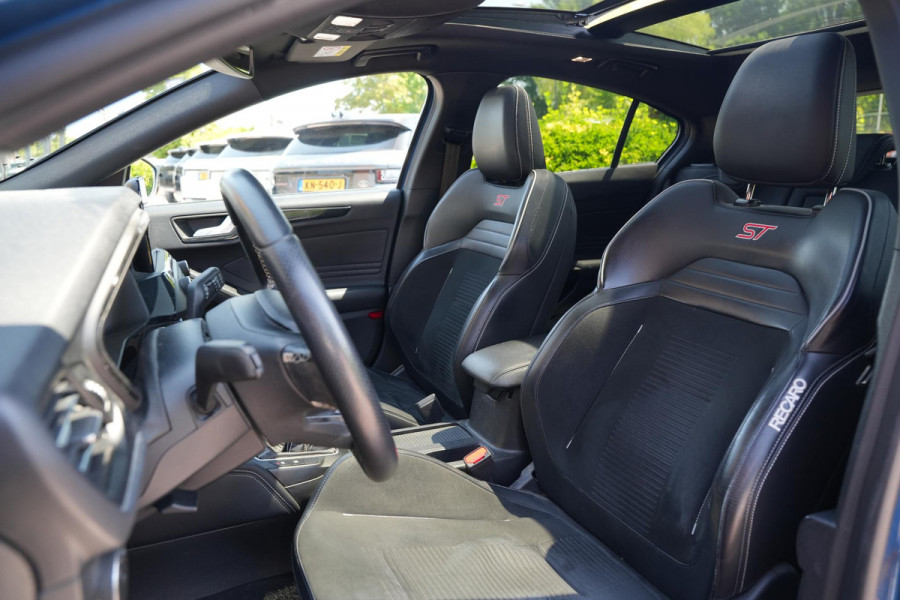 Ford Focus 2.3 EcoBoost ST-X Panorama dak 280PK