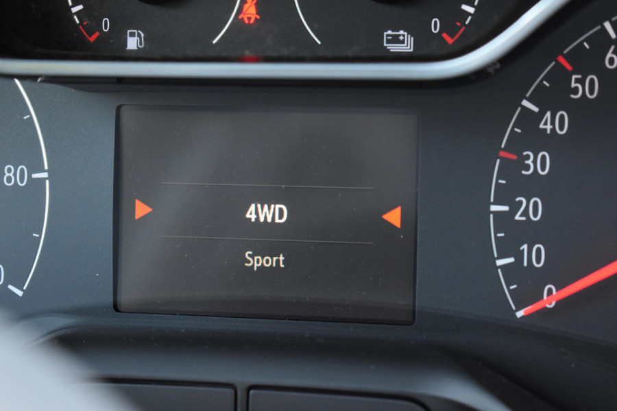 Opel Grandland X 1.6 Turbo Hybrid4 Innovation Keyless Stoelkoel Camera Lane 4WD