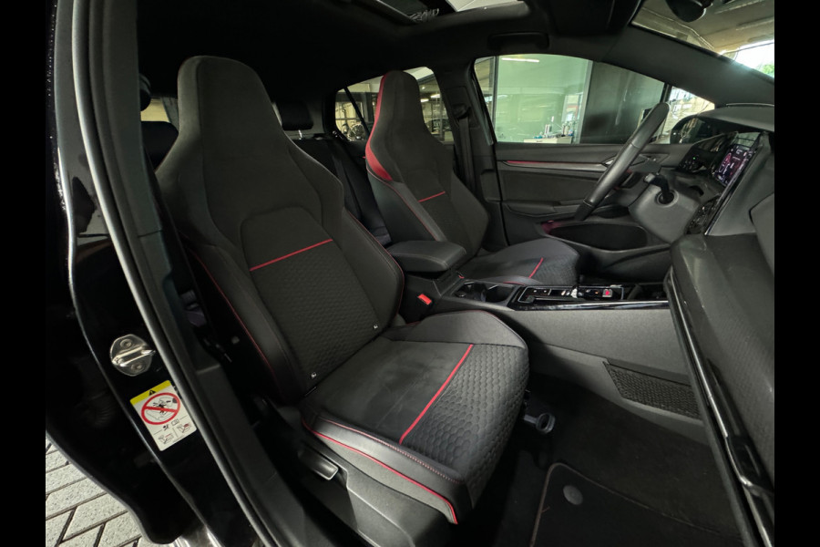 Volkswagen Golf 2.0 TSI GTI Clubsport Pano|HuD|H/K|Keyles|IQ