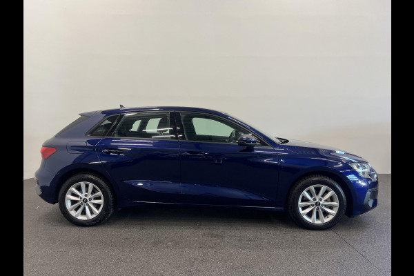 Audi A3 Sportback 30 TFSI Pro Line Navigatie Apple Carplay Android Auto Parkeersensoren achter Cruise Control Full Led Climate Control Lichtmetalen velgen