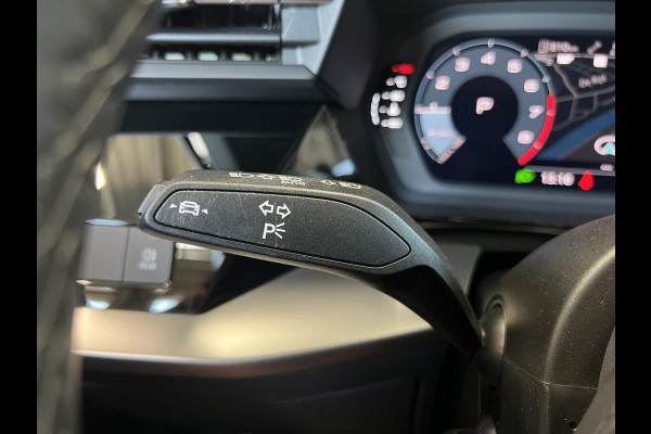 Audi A3 Sportback 30 TFSI Pro Line Navigatie Apple Carplay Android Auto Parkeersensoren achter Cruise Control Full Led Climate Control Lichtmetalen velgen