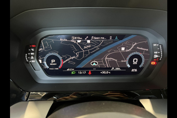 Audi A3 Sportback 30 TFSI Pro Line Navigatie Apple Carplay Android Auto Parkeersensoren achter Cruise Control Full Led Climate Control Lichtmetalen velgen