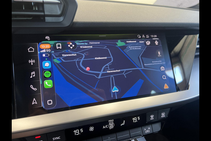 Audi A3 Sportback 30 TFSI Pro Line Navigatie Apple Carplay Android Auto Parkeersensoren achter Cruise Control Full Led Climate Control Lichtmetalen velgen