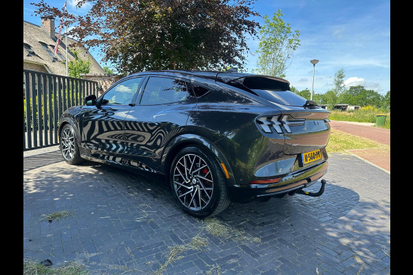 Ford Mustang Mach-E GT Extended AWD 98 kWh | 486 PK | Trekhaak | Panoramadak | Bang & Olufsen | 360 Camera |