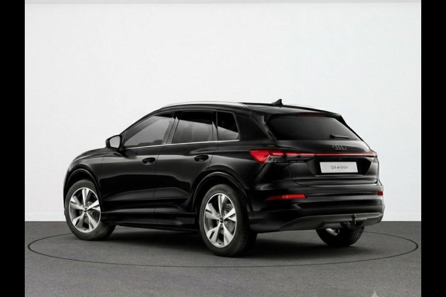 Audi Q4 e-tron Advanced edition 63 kWh 204 pk | Glazen panoramadak | Trekhaak | Techniekpakket plus | Lichtpakket plus |