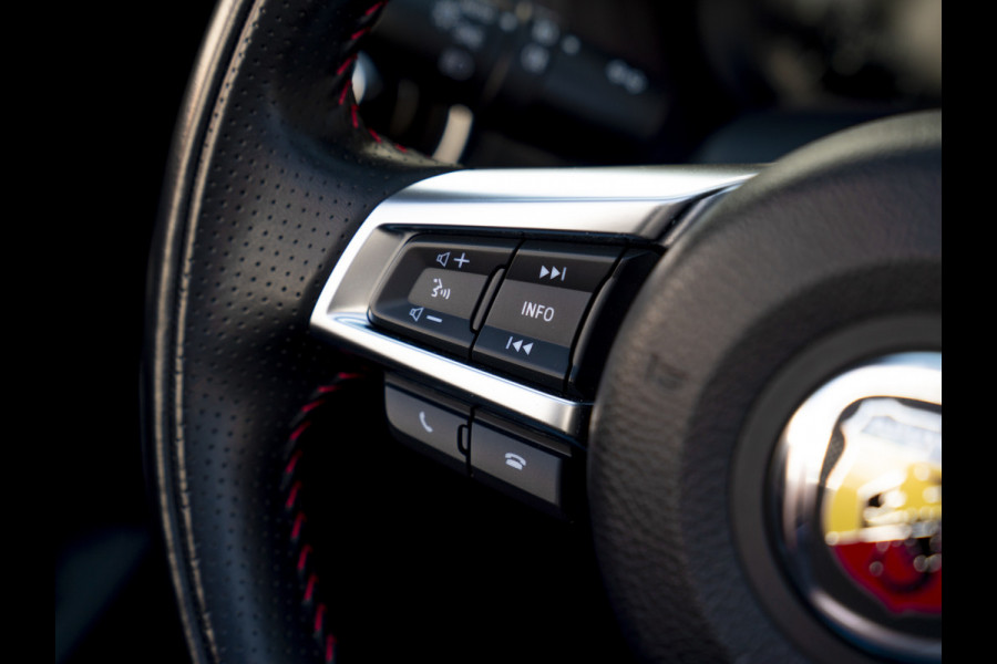 Abarth 124 Spider | Handbak | Bose