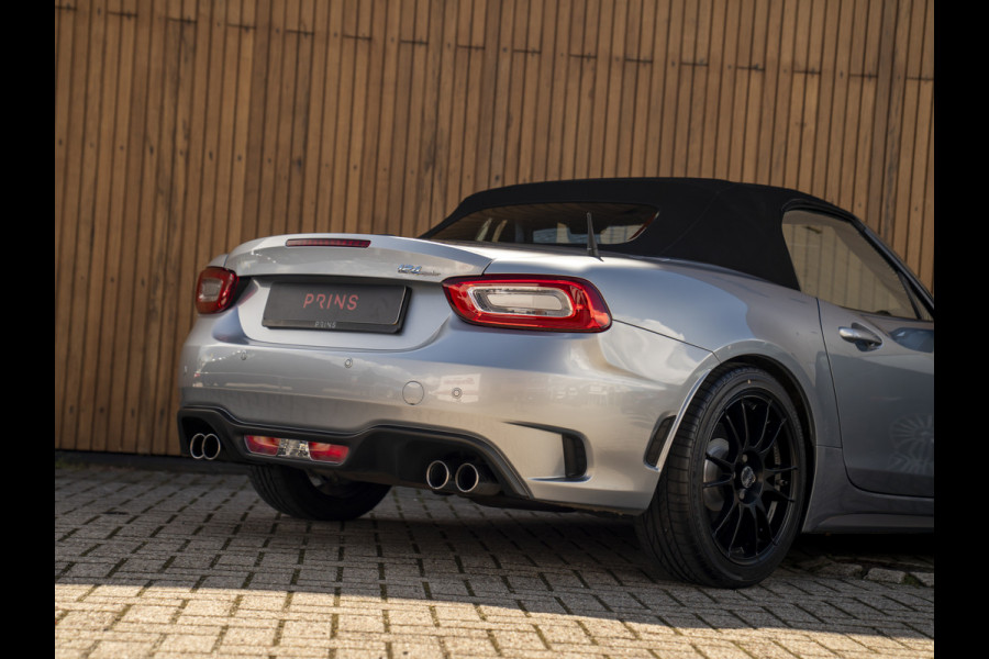 Abarth 124 Spider | Handbak | Bose