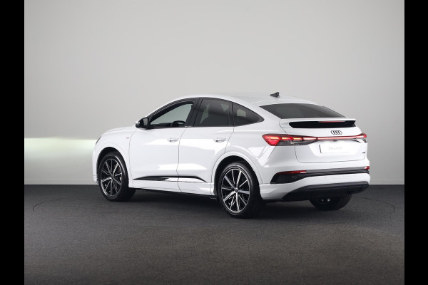 Audi Q4 Sportback e-tron 45 S edition Competition 82 kWh 286 pk | Assistentiepakket plus | Trekhaak | Ambient lichtpakket | Optiekpakket zwart plus |