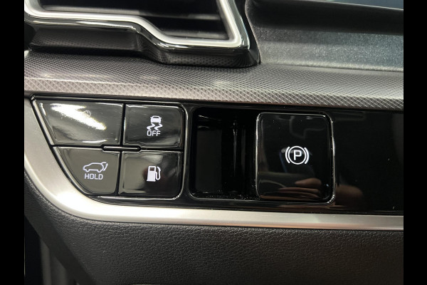 Kia Sportage 1.6 T-GDi Plug-in Hybrid AWD GT-PlusLine Panoramadak Navigatie Apple Carplay Android Auto 360 Camera Parkeersensoren Adaptive Cruise Control Stoel- en stuurverwarming Elektrische stoelen en achterklep Climate Control Lichtmetalen velgen