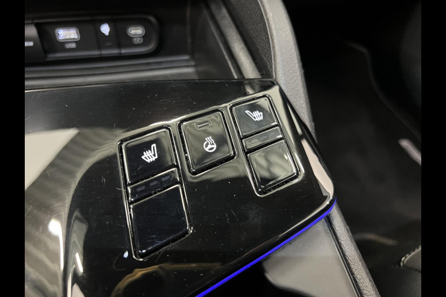 Kia Sportage 1.6 T-GDi Plug-in Hybrid AWD GT-PlusLine Panoramadak Navigatie Apple Carplay Android Auto 360 Camera Parkeersensoren Adaptive Cruise Control Stoel- en stuurverwarming Elektrische stoelen en achterklep Climate Control Lichtmetalen velgen