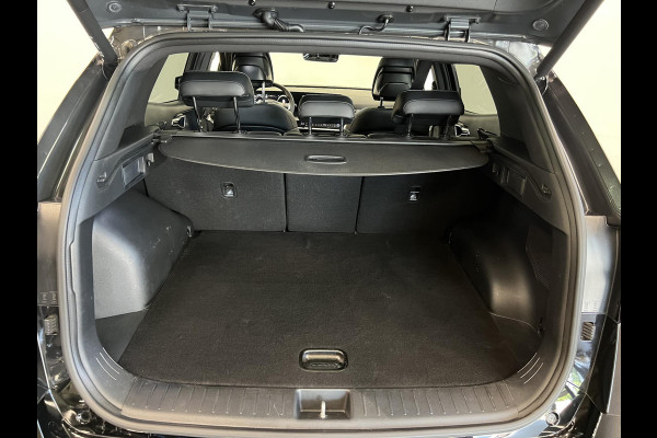Kia Sportage 1.6 T-GDi Plug-in Hybrid AWD GT-PlusLine Panoramadak Navigatie Apple Carplay Android Auto 360 Camera Parkeersensoren Adaptive Cruise Control Stoel- en stuurverwarming Elektrische stoelen en achterklep Climate Control Lichtmetalen velgen