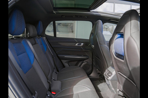 Lynk & Co 01 1.5 Black Edition Panoramadak|360° Camera|ACC|Stoelverwarming|Navi|Carplay