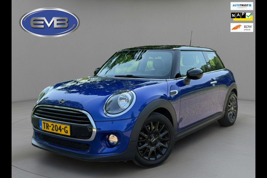 MINI 3-deurs 1.5 Cooper 136 pk, starlight bleu metallic, navigatie, keurig nette staat, NL auto met nationale auto pas