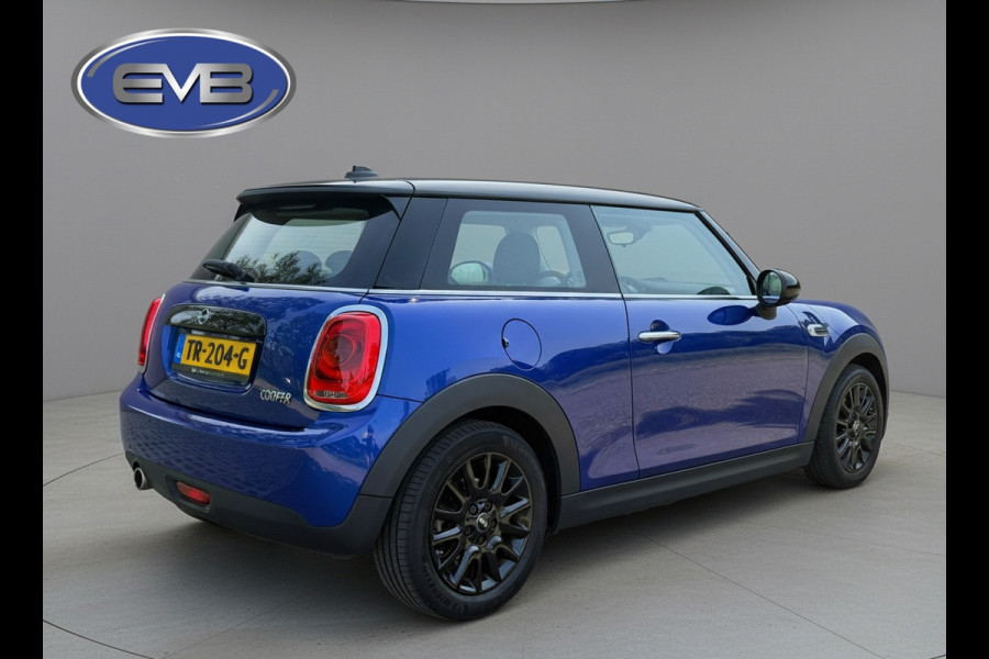 MINI 3-deurs 1.5 Cooper 136 pk, starlight bleu metallic, navigatie, keurig nette staat, NL auto met nationale auto pas