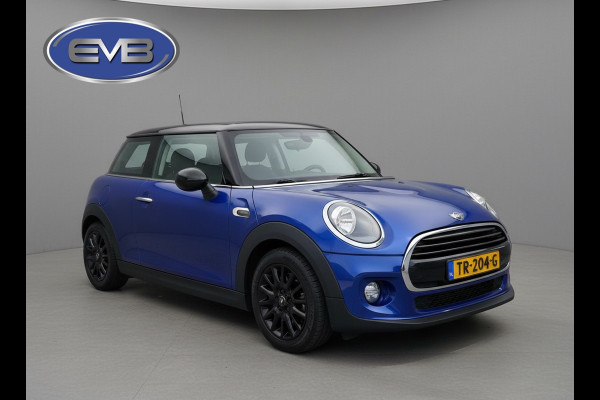 MINI 3-deurs 1.5 Cooper 136 pk, starlight bleu metallic, navigatie, keurig nette staat, NL auto met nationale auto pas