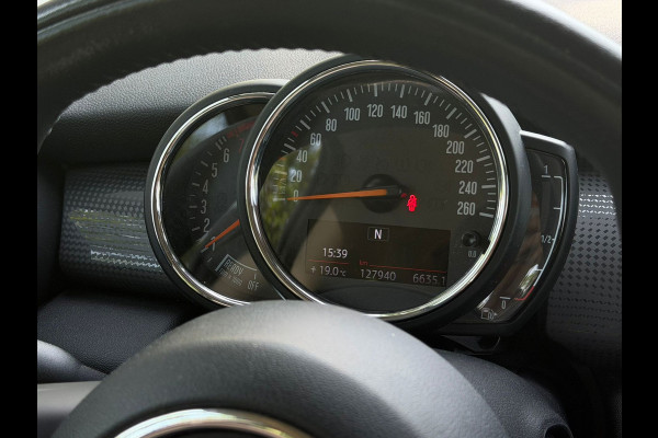 MINI 3-deurs 1.5 Cooper 136 pk, starlight bleu metallic, navigatie, keurig nette staat, NL auto met nationale auto pas