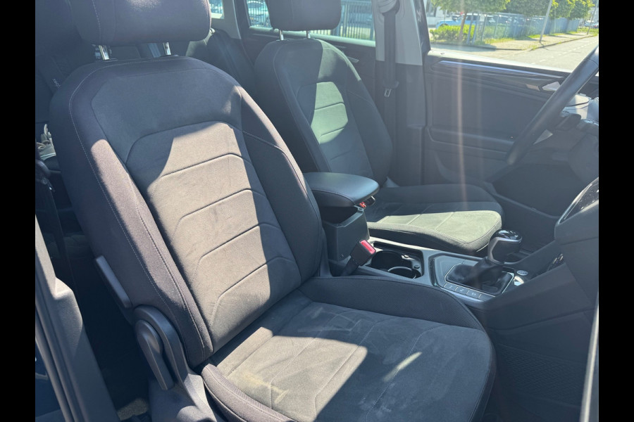 Volkswagen Tiguan 2.0 TDI 150PK DSG PANO LED KEYLESS