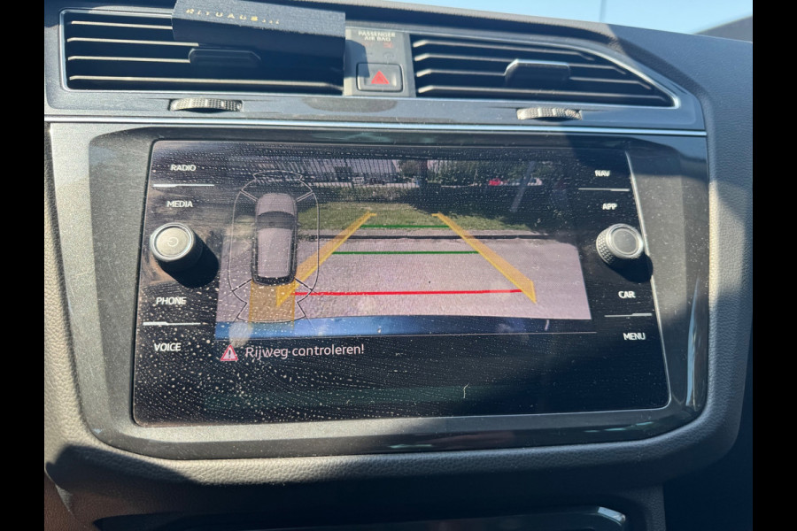 Volkswagen Tiguan 2.0 TDI 150PK DSG PANO LED KEYLESS