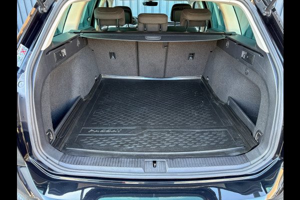 Volkswagen Passat Variant 1.4 TSI ACT Comfortline Business | Trekhaak afnb. | Camera | Led Koplampen | Stoelverwarming | Prijs Rijklaar!!
