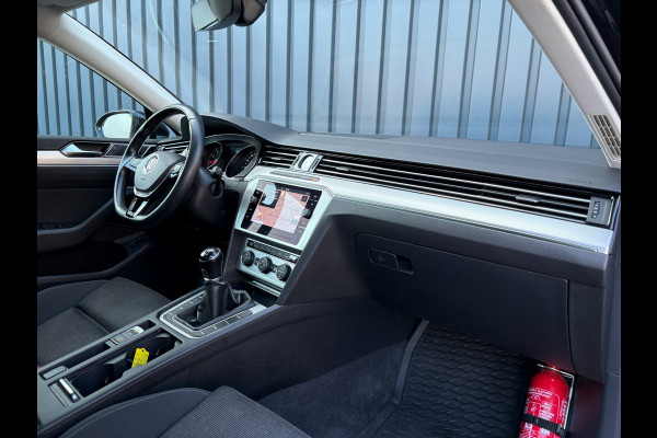 Volkswagen Passat Variant 1.4 TSI ACT Comfortline Business | Trekhaak afnb. | Camera | Led Koplampen | Stoelverwarming | Prijs Rijklaar!!