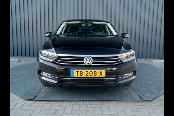 Volkswagen Passat Variant 1.4 TSI ACT Comfortline Business | Trekhaak afnb. | Camera | Led Koplampen | Stoelverwarming | Prijs Rijklaar!!