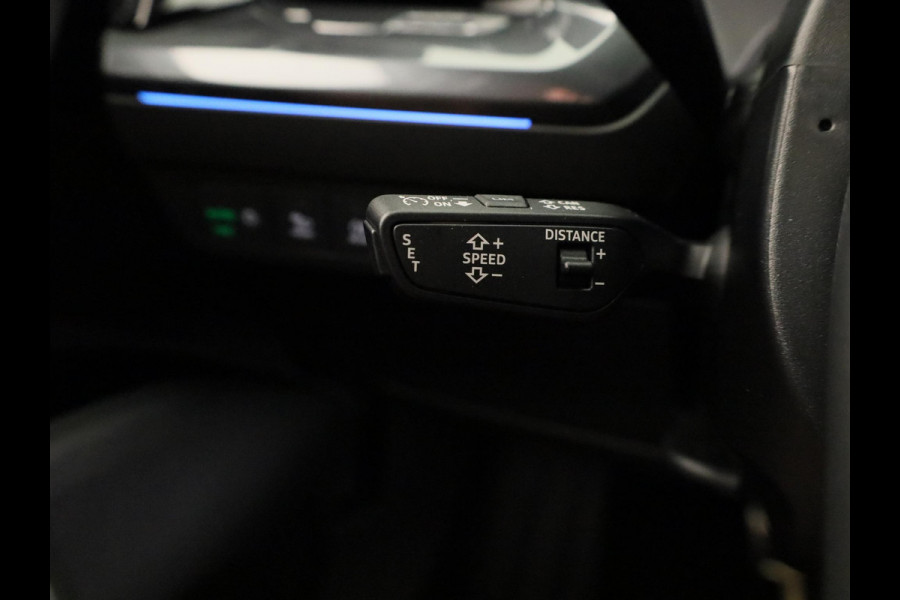 Audi Q4 Sportback e-tron 45 S edition Competition 82 kWh 286 pk | Assistentiepakket plus | Trekhaak | Ambient lichtpakket | Optiekpakket zwart plus |