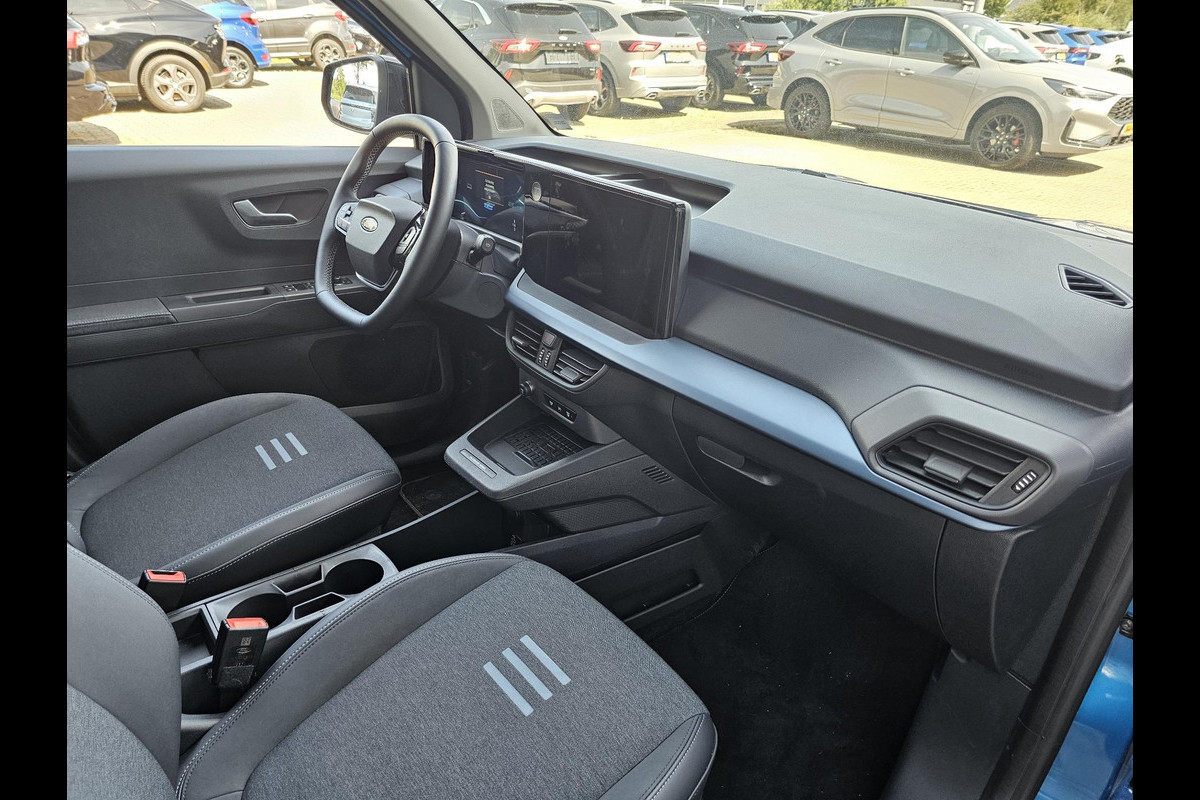 Ford E-Tourneo Courier Limited 44 kWh 136pk | Driver Assistance pack incl. Navigatie | 5 Persoons! | Winterpack | Verlengde Fabrieksgarantie tot 06-2029