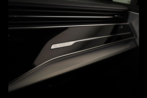 Audi Q7 60 TFSI e quattro Pro Line S Competition 490 pk | Head Up Display | Panoramadak | Elektr. trekhaak | Rondomzicht camera | B&O Soundsystem | Stoelverwarming v/a |  Laser Led koplampen