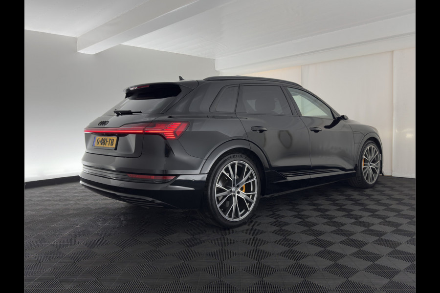 Audi e-tron 55 Quattro Advanced 95 kWh [ 3-Fase-11kW ] {SoH-91%} (INCL-BTW) *PANO | LEATHER | BANG&OLUFSEN | VIRTUAL-MIRRORS | HEAD-UP |  ADAPTIVE-CRUISE | FULL-LED | DIGI-COCKPIT | KEYLESS | MEMORY-PACK | TOPVIEW | HEATED-SPORTSEATS |  22''ALU*