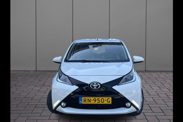 Toyota Aygo 1.0 VVT-i x-play | Camera | Carplay | Cruisec. | Navi