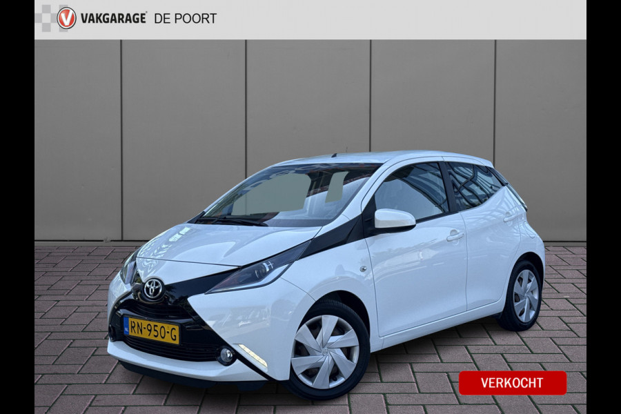 Toyota Aygo 1.0 VVT-i x-play | Camera | Carplay | Cruisec. | Navi