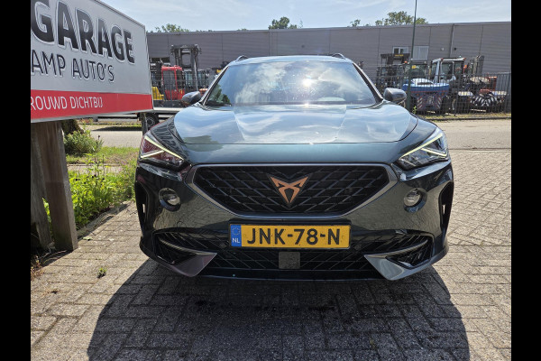 CUPRA Formentor 1.4 e-Hybrid VZ Performance 19"/Panoramadak/Virtual cockpit/Dodehoek/Lane Assist/Keyless/Camera/PDC v+a
