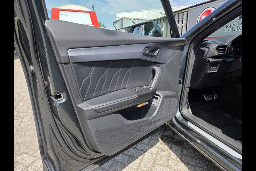 CUPRA Formentor 1.4 e-Hybrid VZ Performance 19"/Panoramadak/Virtual cockpit/Dodehoek/Lane Assist/Keyless/Camera/PDC v+a