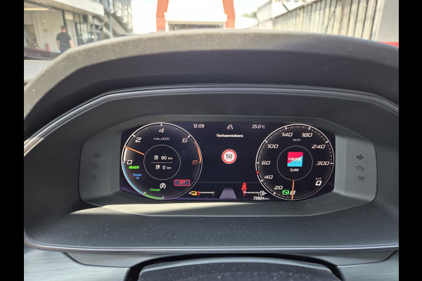 CUPRA Formentor 1.4 e-Hybrid VZ Performance 19"/Panoramadak/Virtual cockpit/Dodehoek/Lane Assist/Keyless/Camera/PDC v+a