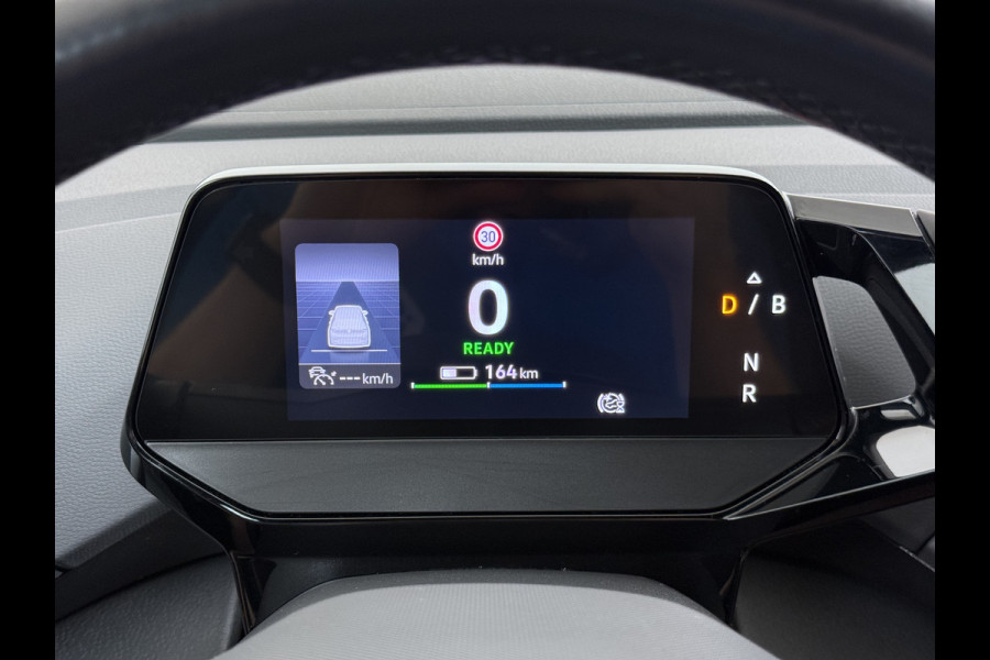 Volkswagen ID.4 First 82kWh SOH 92% Stuur+Stoelverwarming Camera Adap.Cruise Apple Carplay/Android Auto Navi Ecc Geluidsisolerend glas DAB Lmv 20" Front assist Rijstrooksensor WiFi