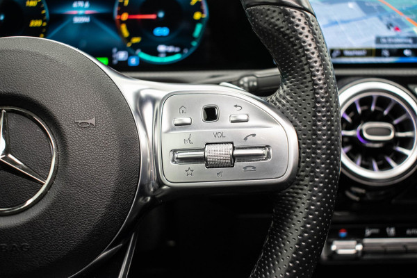 Mercedes-Benz CLA-Klasse 250 e AMG PANO|MEMORY SEATS|KEYLESS|