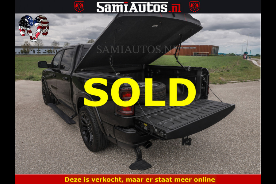 Dodge Ram NIGHT PREMIUM | 426PK | STRIPING | LUCHTVERING | HUD | PANO | 360 CAM | Full Option | LIMITED WHEELS | De Meest Luxe Pick-Up in  Comfortabele Dubbele Cabine met Royale 5 Zitplaatsen | EERSTE EIGENAAR | SMOKE PACK | BOM VOL |