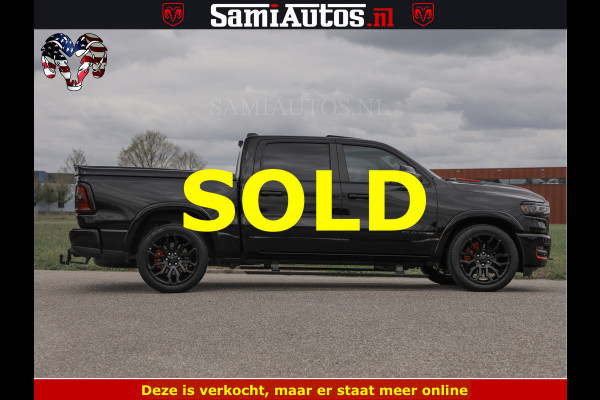 Dodge Ram NIGHT PREMIUM | 426PK | STRIPING | LUCHTVERING | HUD | PANO | 360 CAM | Full Option | LIMITED WHEELS | De Meest Luxe Pick-Up in  Comfortabele Dubbele Cabine met Royale 5 Zitplaatsen | EERSTE EIGENAAR | SMOKE PACK | BOM VOL |