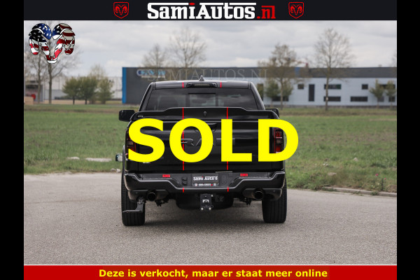 Dodge Ram NIGHT PREMIUM | 426PK | STRIPING | LUCHTVERING | HUD | PANO | 360 CAM | Full Option | LIMITED WHEELS | De Meest Luxe Pick-Up in  Comfortabele Dubbele Cabine met Royale 5 Zitplaatsen | EERSTE EIGENAAR | SMOKE PACK | BOM VOL |