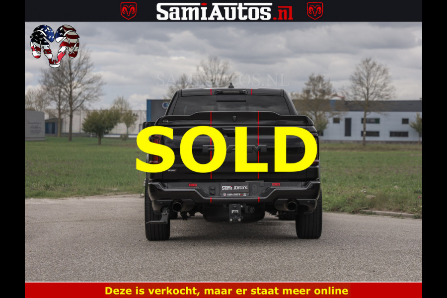 Dodge Ram NIGHT PREMIUM | 426PK | STRIPING | LUCHTVERING | HUD | PANO | 360 CAM | Full Option | LIMITED WHEELS | De Meest Luxe Pick-Up in  Comfortabele Dubbele Cabine met Royale 5 Zitplaatsen | EERSTE EIGENAAR | SMOKE PACK | BOM VOL |