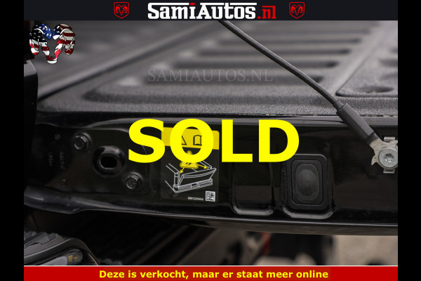 Dodge Ram NIGHT PREMIUM | 426PK | STRIPING | LUCHTVERING | HUD | PANO | 360 CAM | Full Option | LIMITED WHEELS | De Meest Luxe Pick-Up in  Comfortabele Dubbele Cabine met Royale 5 Zitplaatsen | EERSTE EIGENAAR | SMOKE PACK | BOM VOL |